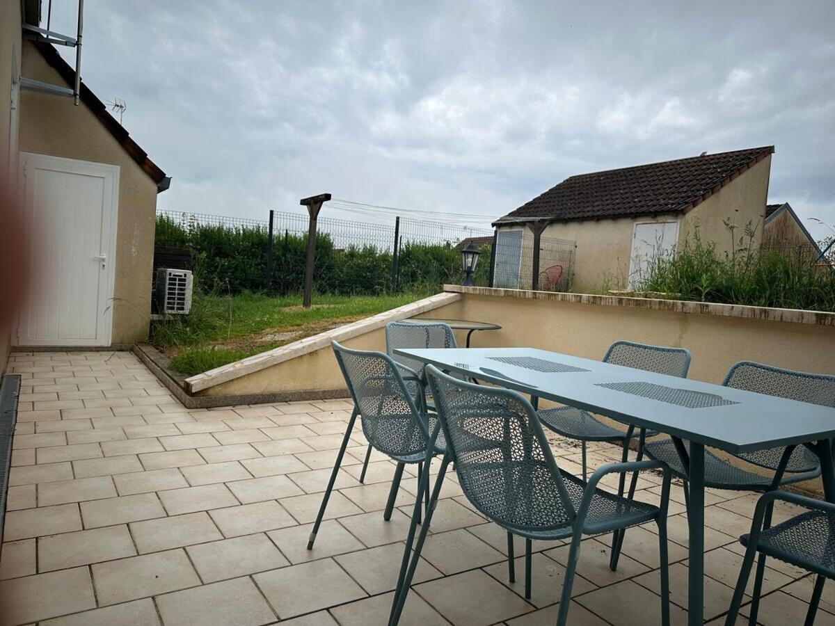 Appartamento Maison Seventies Climatisee, Parking Prive Chablis Esterno foto